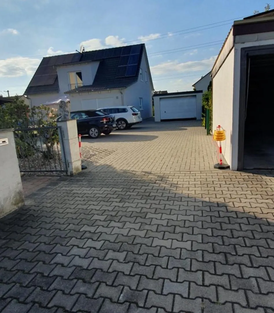Gemuetliche Gaeste-/Messewohnung 350 M. Zur S-Bahn Rothenbach an der Pegnitz Apartment